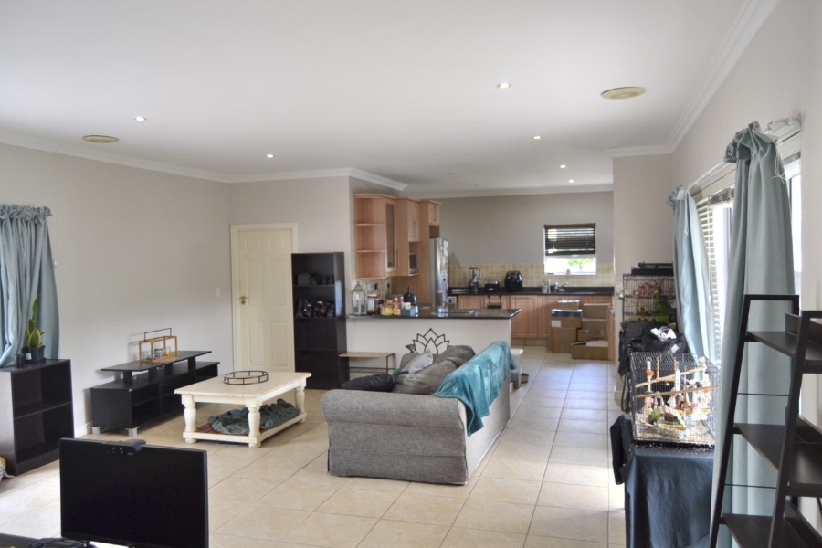 To Let 3 Bedroom Property for Rent in Somerset Heights Western Cape